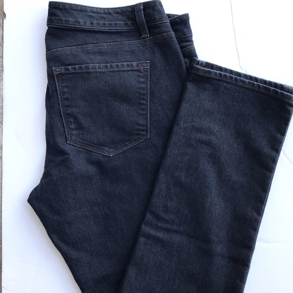 ANN TAYLOR JEANS MODERN FIT STRETCH BLUE DENIM SIZE 12 - Picture 1 of 11